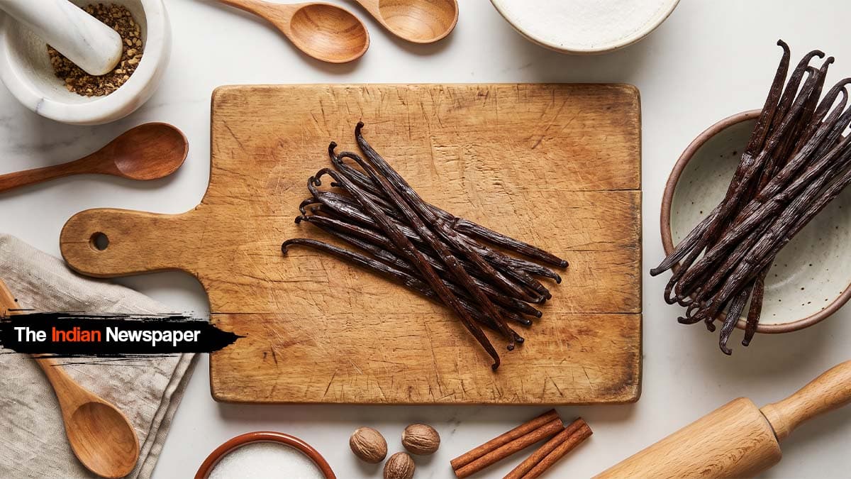 वनीला बीन्स (Vanilla Beans): सुगंधित ऑर्किड फल – स्वाद, खुशबू और एंटीऑक्सीडेंट का खजाना